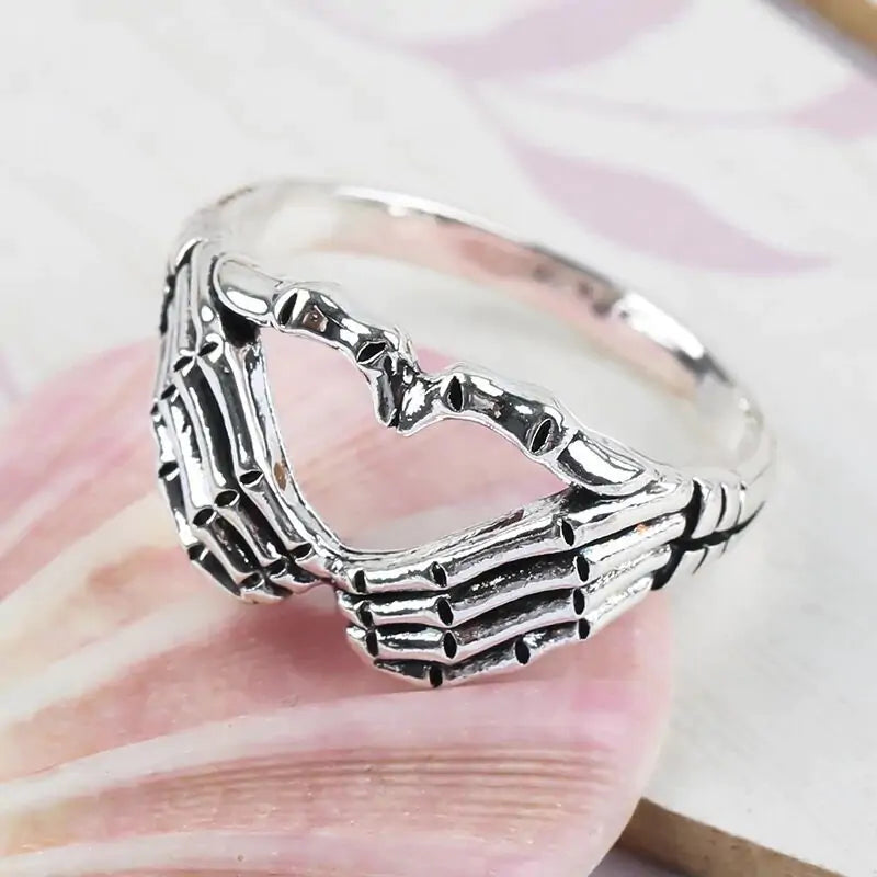 Hand-Heart Ring