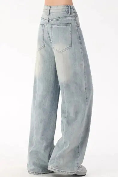 Wide-legged denim jeans